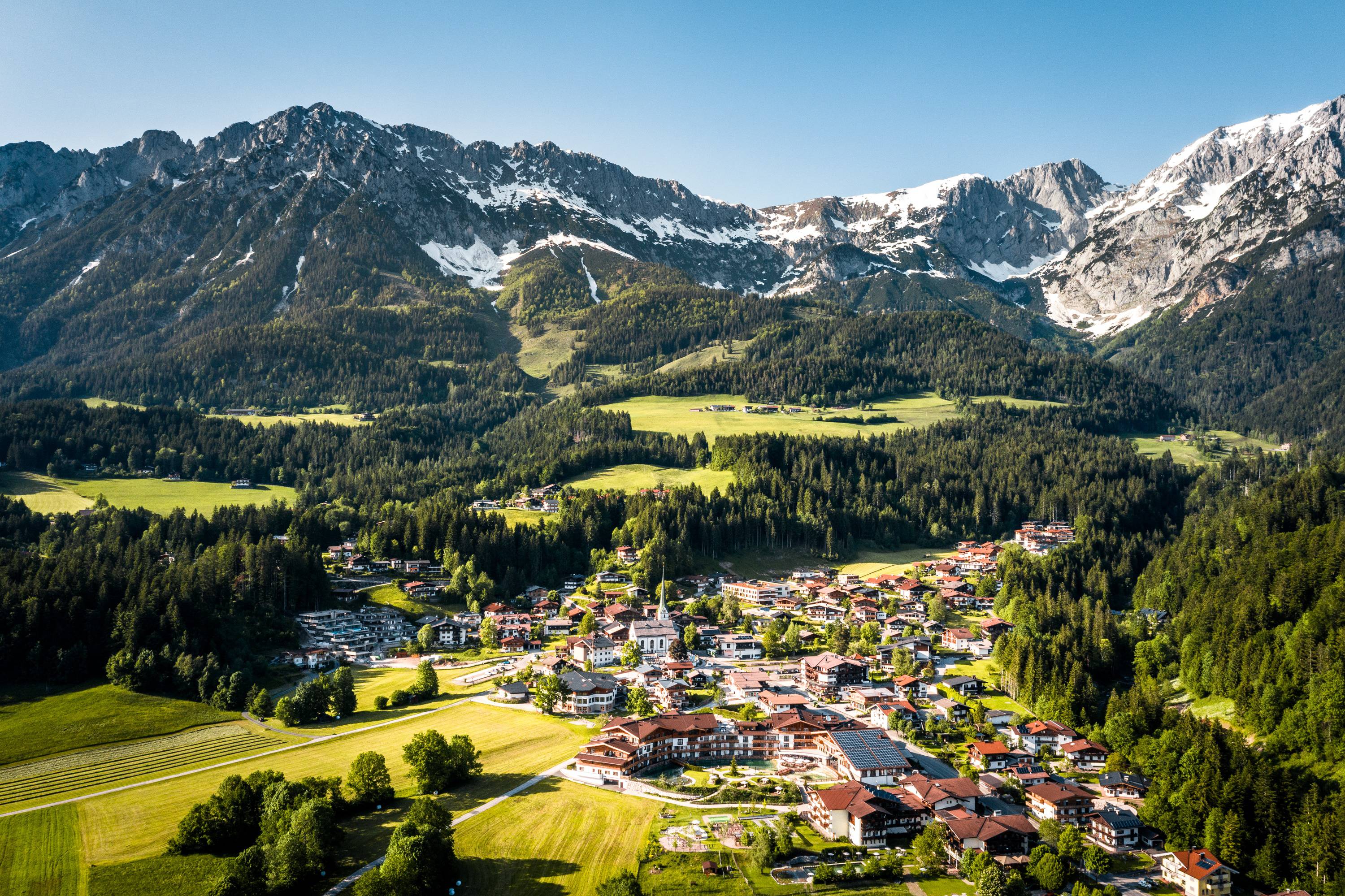 Panoramablick über Scheffau in Tirol